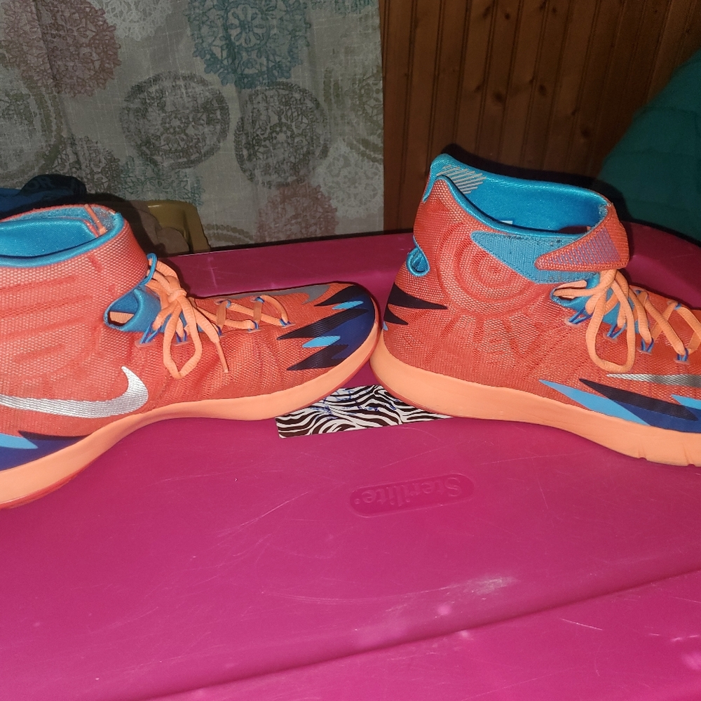 Nike zoom shoes